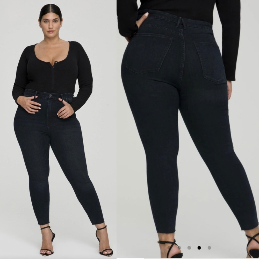 Good American Good Waist Crop Raw Hem Jeans in Blue631 - 24